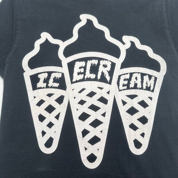 Ice Cream Cones Graphic Tee S - Picture 2 of 5